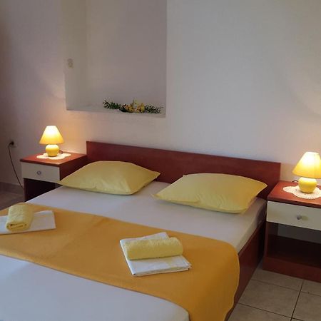 Apartments With A Parking Space Gradac, Makarska - 11332 Gradac  Szoba fotó