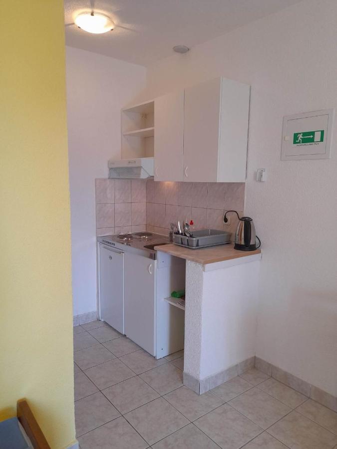 Apartments With A Parking Space Gradac, Makarska - 11332 Gradac  Kültér fotó