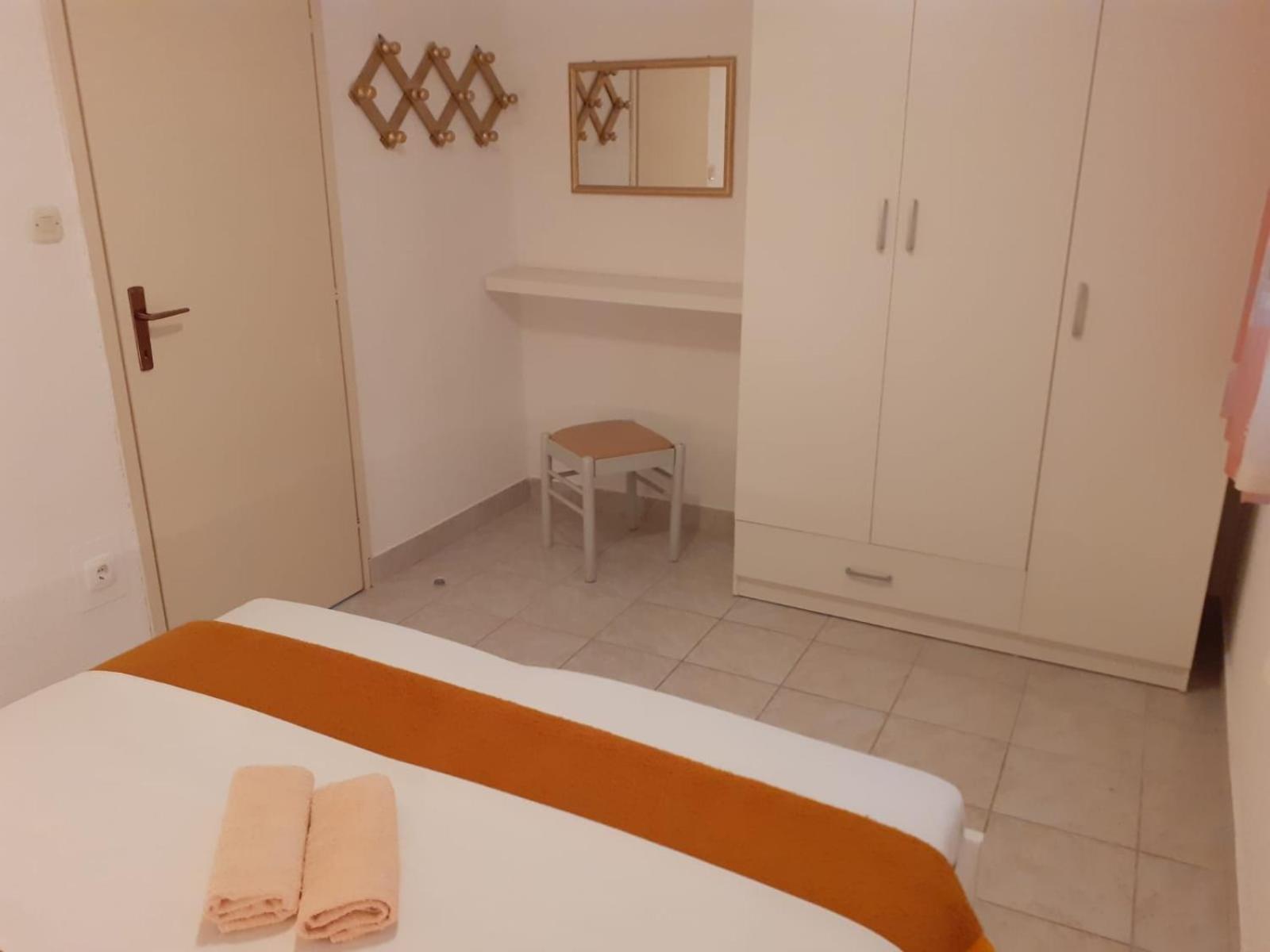 Apartments With A Parking Space Gradac, Makarska - 11332 Gradac  Szoba fotó