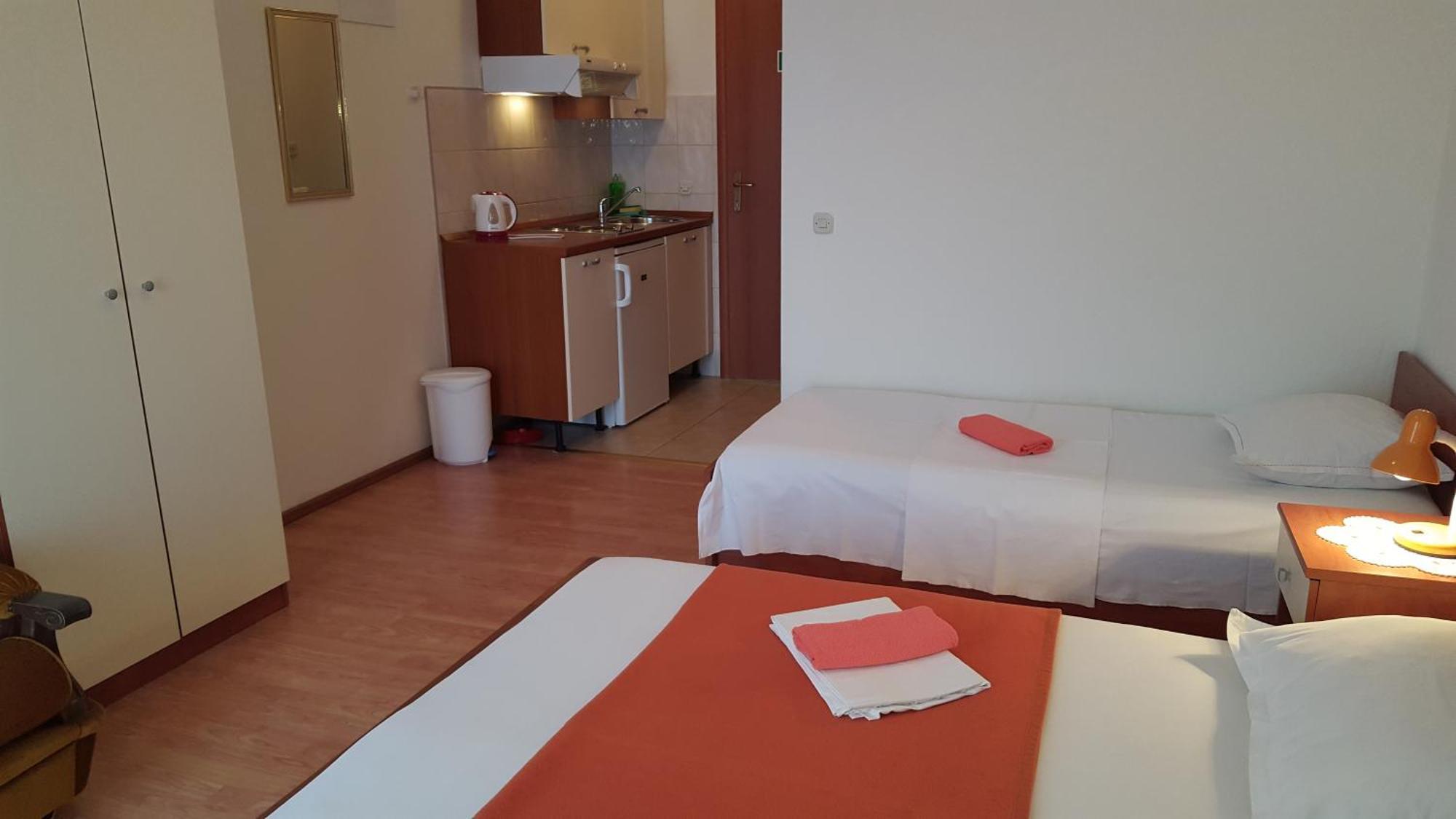 Apartments With A Parking Space Gradac, Makarska - 11332 Gradac  Szoba fotó